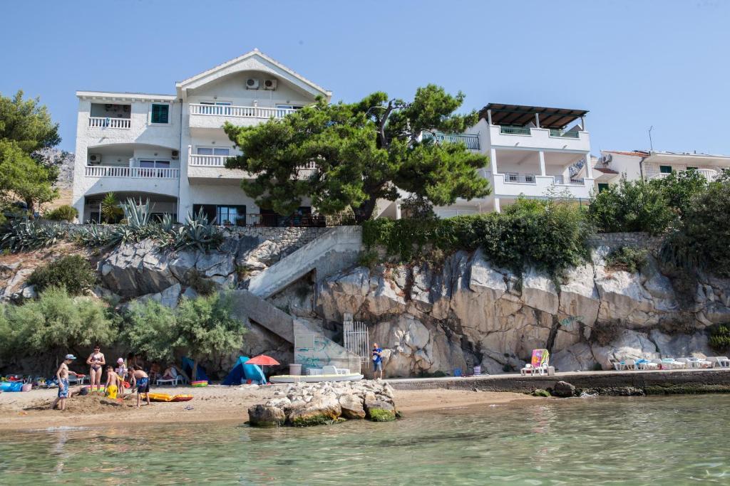 Apartments Agava-Mirjana Omiš Exteriör bild