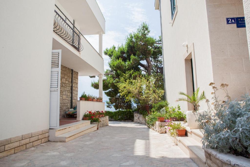Apartments Agava-Mirjana Omiš Exteriör bild