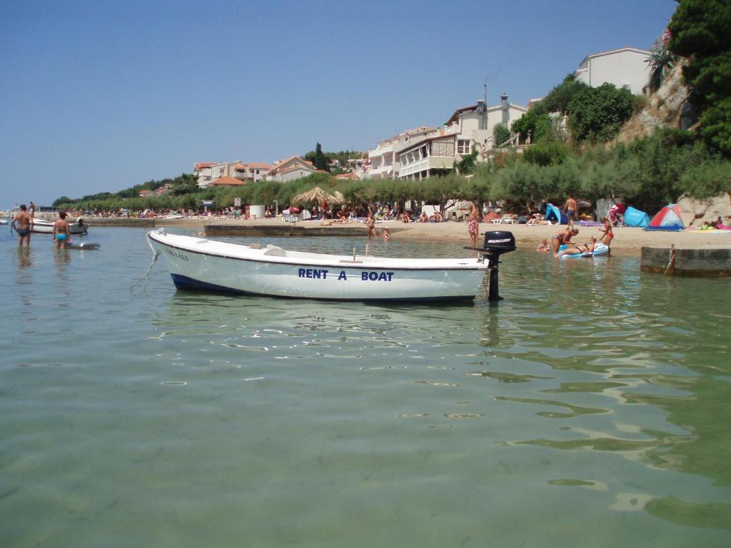 Apartments Agava-Mirjana Omiš Exteriör bild